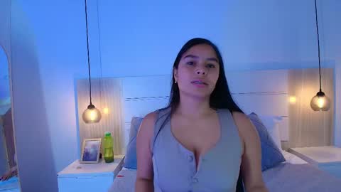 Mia  online show from April 13, 4:33 pm