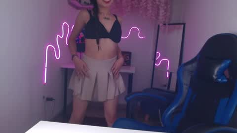 Mia Sweety online show from June 26, 11:37 am