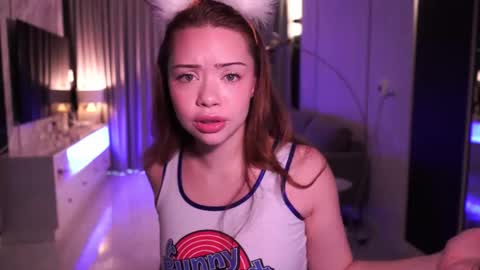 VixenMia online show from September 19, 2:37 am