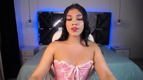 Mia online show from February 1, 1:55 am