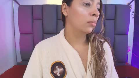 Mia online show from February 27, 12:20 pm