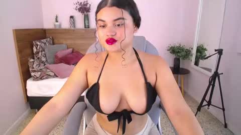 Miabloomm online show from October 3, 12:57 pm