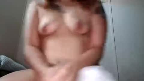 Snapshot of miabueno6969 chatting on October 11, 10:57 pm Mia Bueno online show from October 11, 10:57 pm