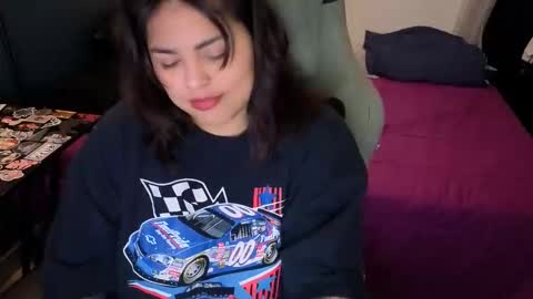 Mia online show from June 7, 12:49 am