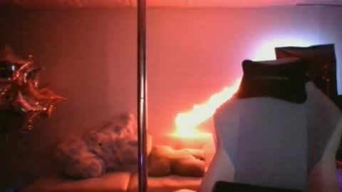 miaellababy online show from April 12, 2:26 am