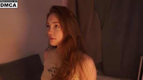 Mia online show from November 13, 8:22 pm