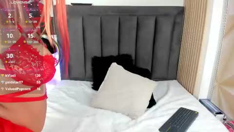 Mia  online show from July 13, 9:51 pm