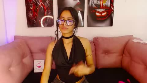 miahotcs online show from March 14, 3:27 pm