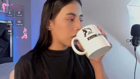 miajones blowjob online show from February 16, 7:23 pm