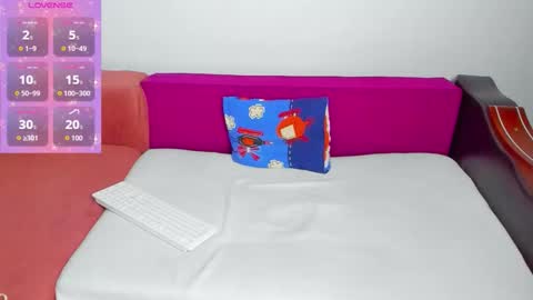 Mia Kittyy online show from October 11, 7:06 pm