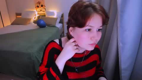 mialacrice online show from June 25, 7:30 pm