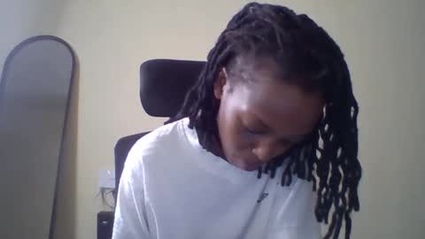 Muffin online show from March 22, 2:21 pm