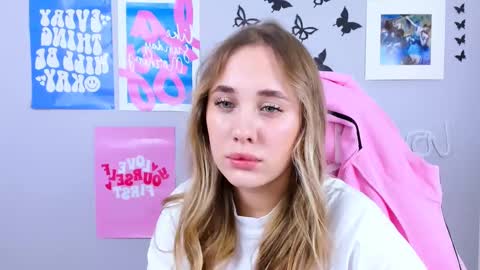 miamilas online show from December 30, 12:42 pm