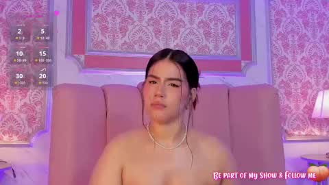 Snapshot of miamontoya chatting on February 28, 6:41 pm Mia   -5 7001400 Follow  online show from February 28, 6:41 pm