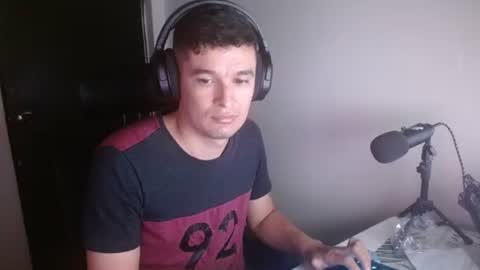 miaou_miaou online show from February 6, 12:14 am