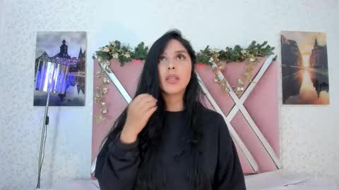 Mia Quevedo online show from January 6, 5:50 pm