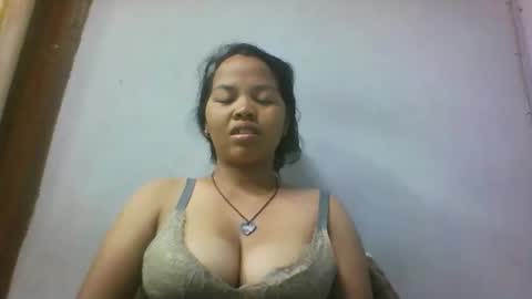 miarii online show from March 29, 10:39 am