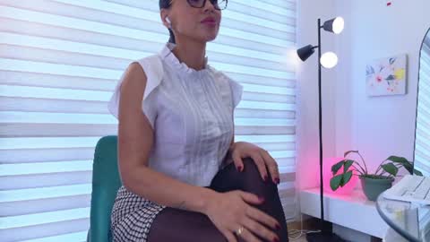 My name is Mia  Please say hello I like to chat with you. If you have requests or dirty talk please use tip online show from July 16, 4:21 pm