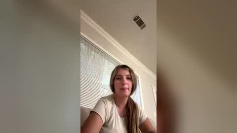 miasmith_001 online show from June 20, 12:28 am