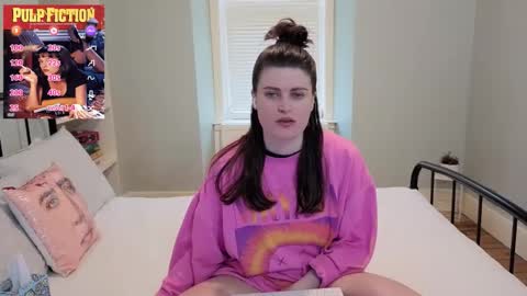 Mia  online show from April 8, 9:56 am