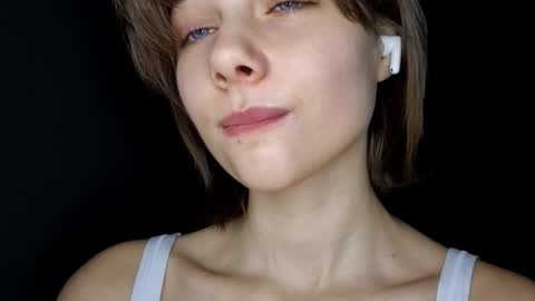 Luna online show from December 19, 5:41 pm