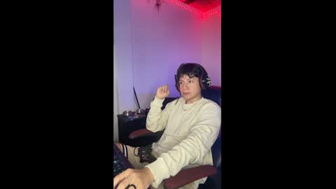 michael independent model  online show from January 24, 8:43 pm