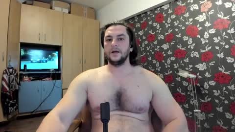 michaelragnar90 online show from April 2, 7:26 am