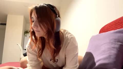 Mary online show from December 19, 4:41 am