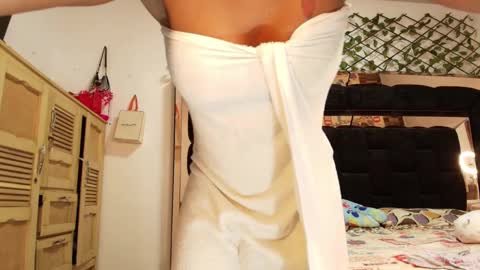 michell_sexy_ts online show from February 12, 10:59 pm