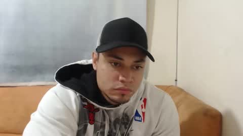 michelle_allen0104 online show from January 22, 10:18 am