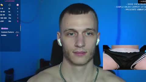 Mickey online show from February 25, 9:42 am