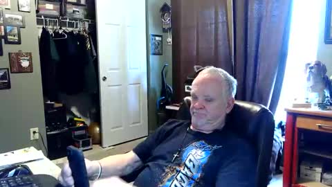 midwestdad09 online show from March 4, 7:55 pm