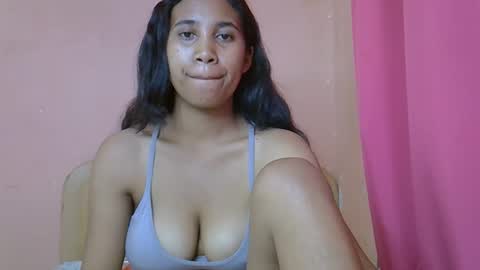 mihpretties online show from February 26, 8:29 am