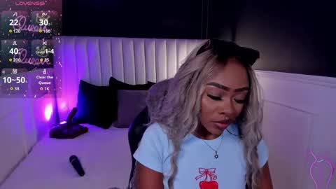 Miia Schwarz  online show from April 10, 11:53 pm