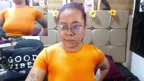 miia online show from September 18, 6:12 pm