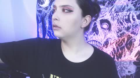 Mika online show from April 1, 10:39 pm