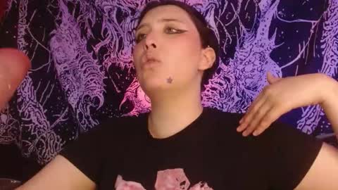 Mika online show from December 3, 10:21 pm