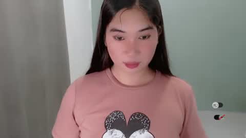 Snapshot of mikayla_slut chatting on October 6, 1:01 am Kyla online show from October 6, 1:01 am
