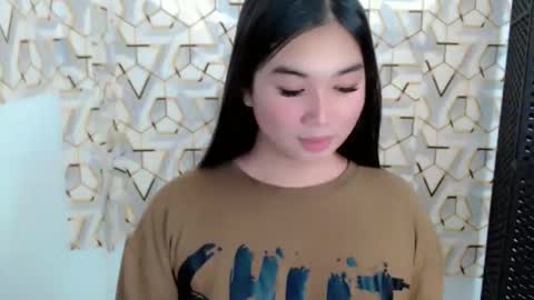 Snapshot of mikayla_slut chatting on October 12, 6:17 am Kyla online show from October 12, 6:17 am