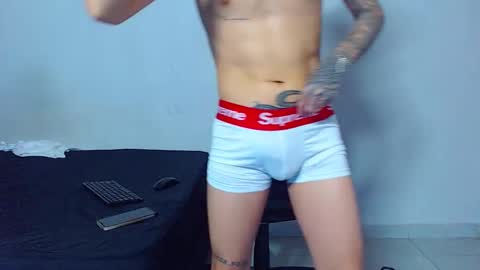 Mike IMDEPENDIENT MODEL online show from March 13, 4:54 pm