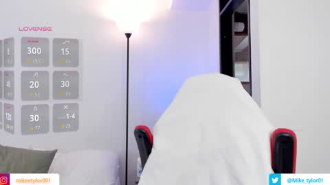 Mike Tylor online show from February 26, 6:33 pm