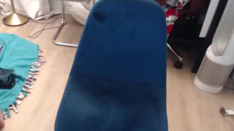 mike_davis44444 online show from December 14, 1:27 am