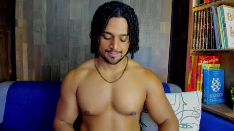 Snapshot of mike_estevess chatting on February 22, 12:40 pm online show from February 22, 12:40 pm