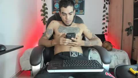 mikee_scooth online show from February 16, 2:42 am