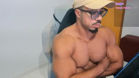 mikehotk online show from May 11, 7:44 pm