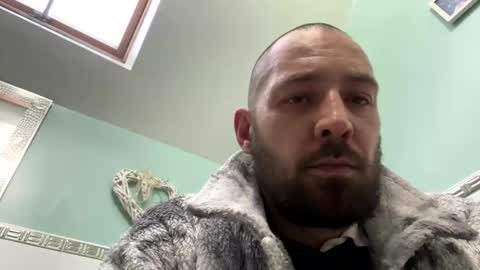 mikejames12369 online show from September 21, 5:55 am