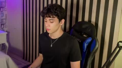 Mike online show from June 19, 7:09 pm