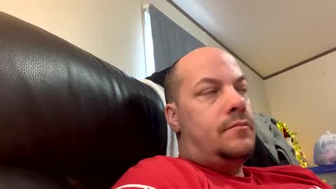 mikeylikesit2222 online show from December 14, 2:42 pm