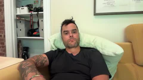 mikitis81 online show from July 4, 3:10 am
