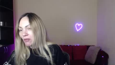 Adalina online show from January 18, 6:50 pm